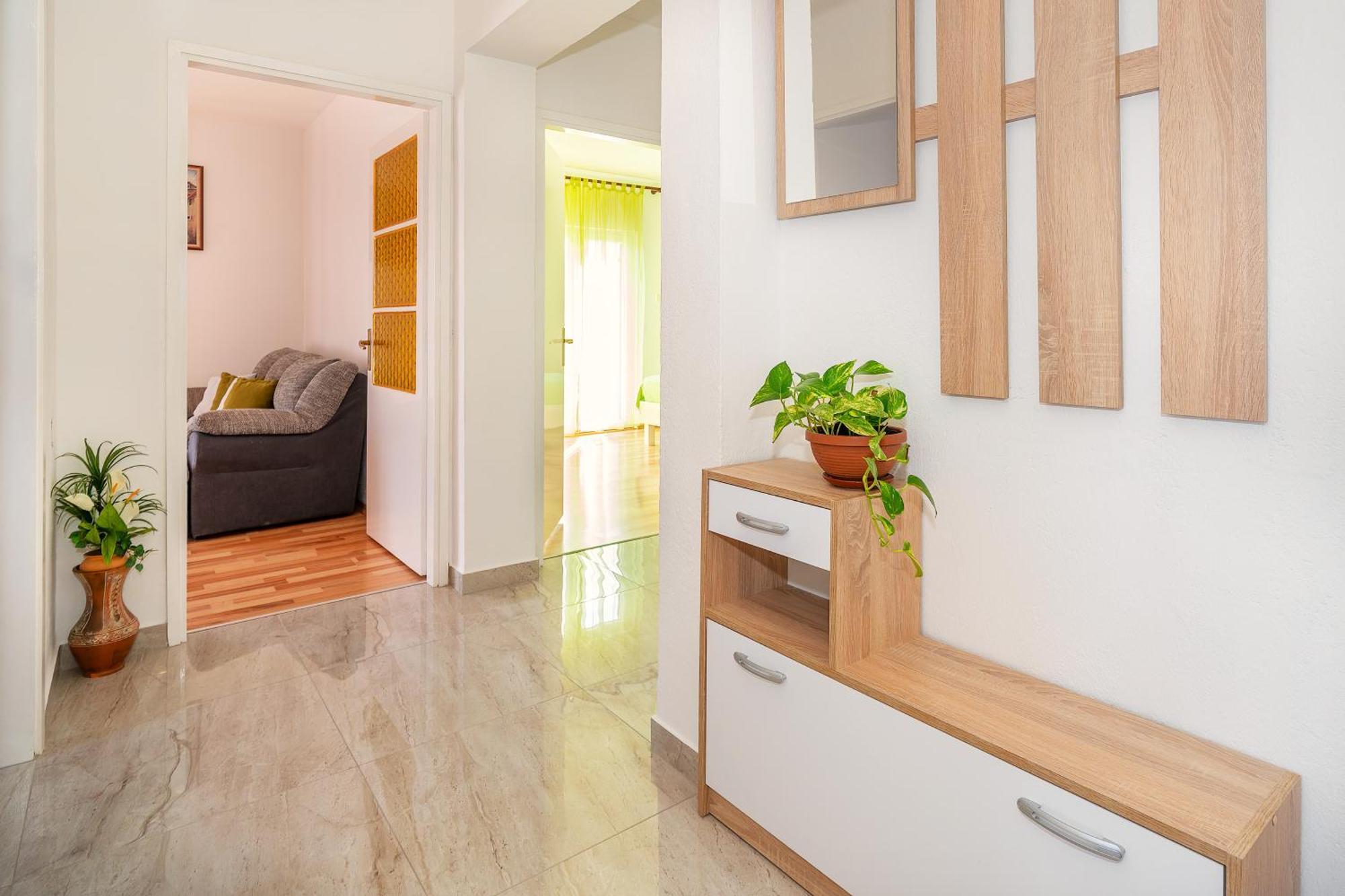 Apartments Sucur With Terrace Башка Екстер'єр фото